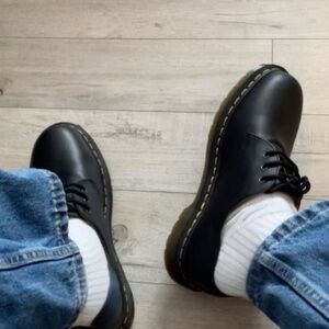 1461 SMOOTH LEATHER OXFORD SHOES, Dr. Martens - Size 12 Mens